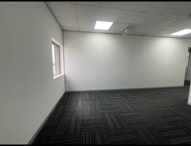 94M² OFFICE TO LET IN ROSEBANK